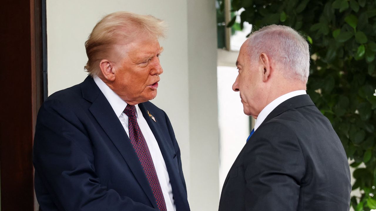 ফোনে নেতানিয়াহুকে ট্রাম্পের ‘ধমক’